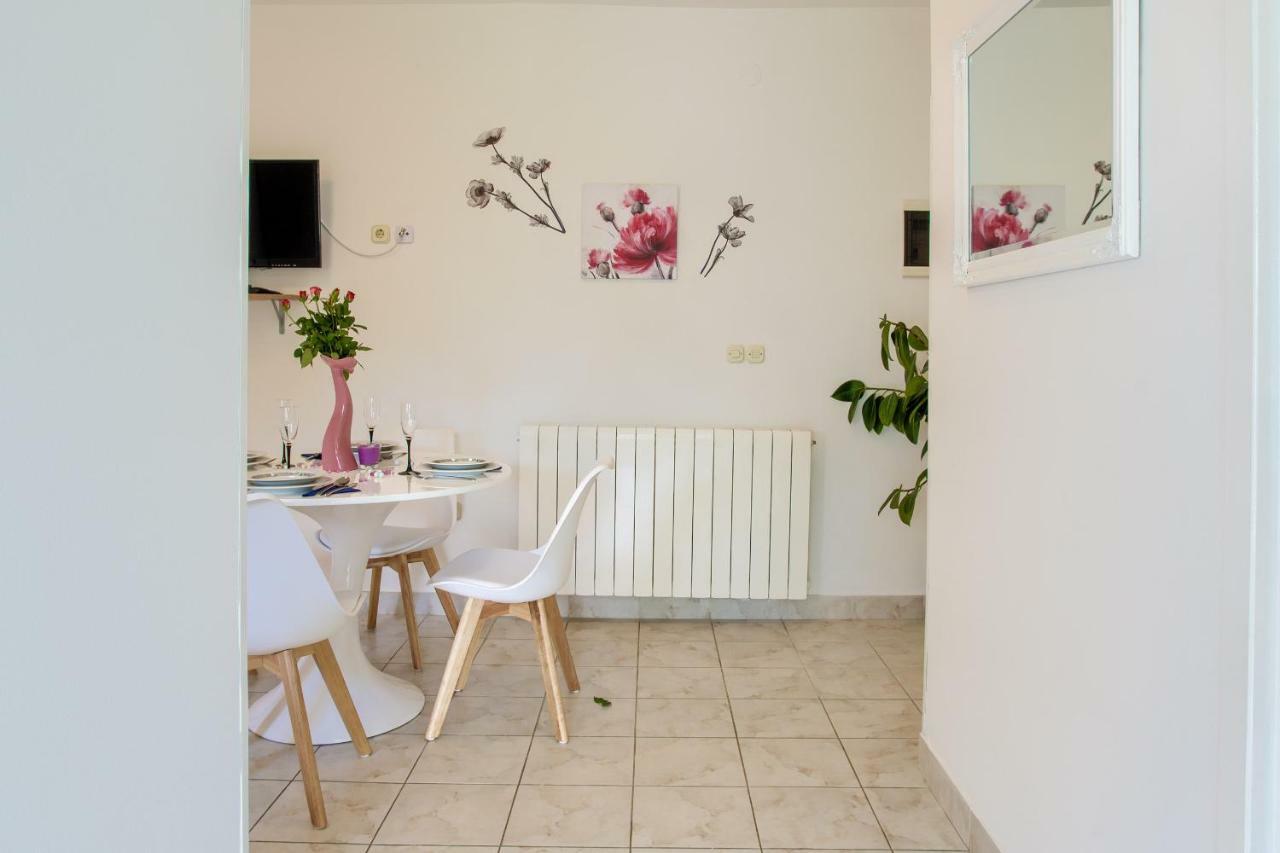 Apartman Paola Пула Екстериор снимка
