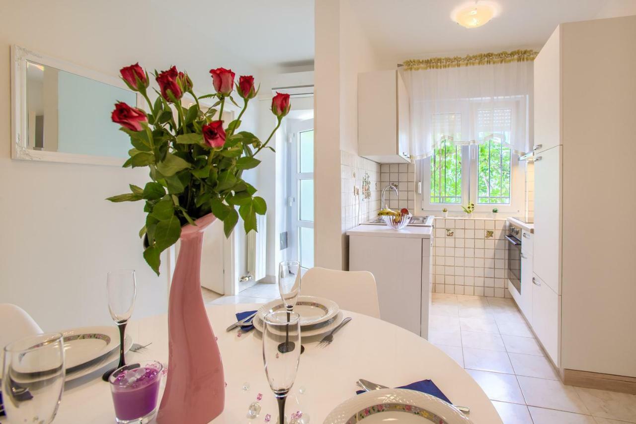 Apartman Paola Пула Екстериор снимка