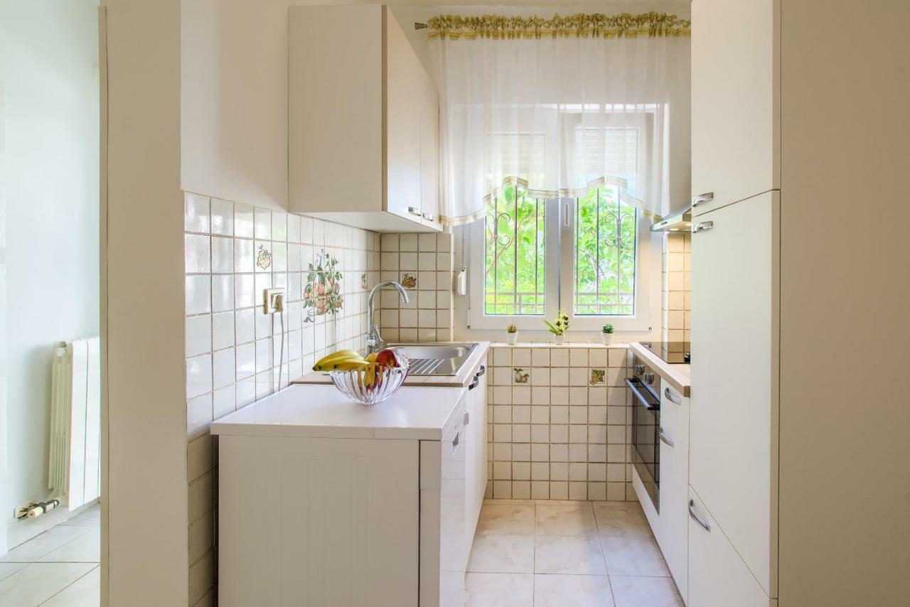 Apartman Paola Пула Екстериор снимка