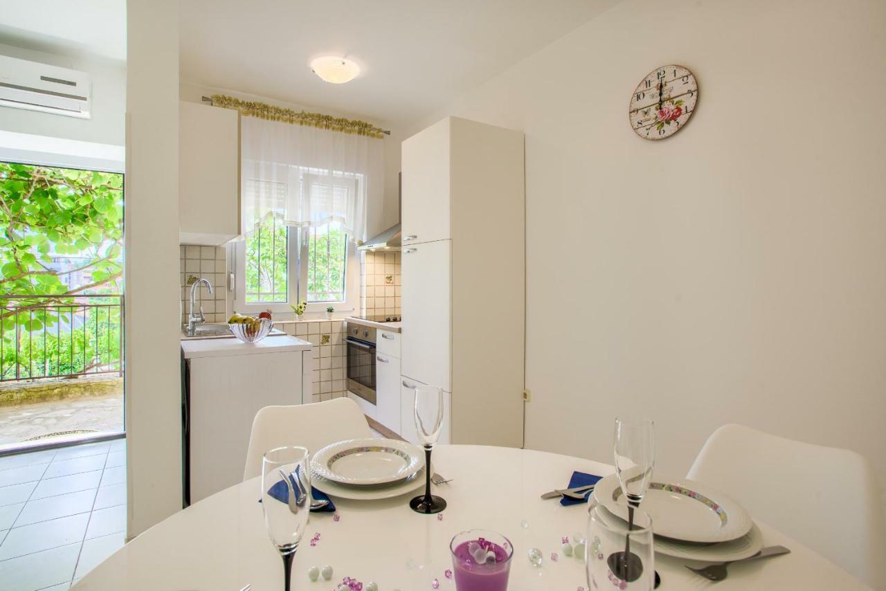 Apartman Paola Пула Екстериор снимка